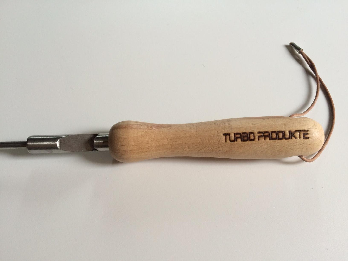 Turbo Grillhaken Nahaufnahme griff